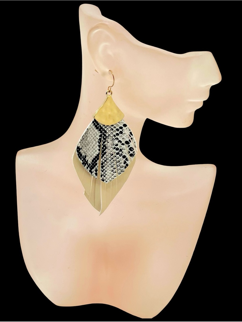 NWT✨Gold Layered Python Dangle Earrings - Picture 2 of 13